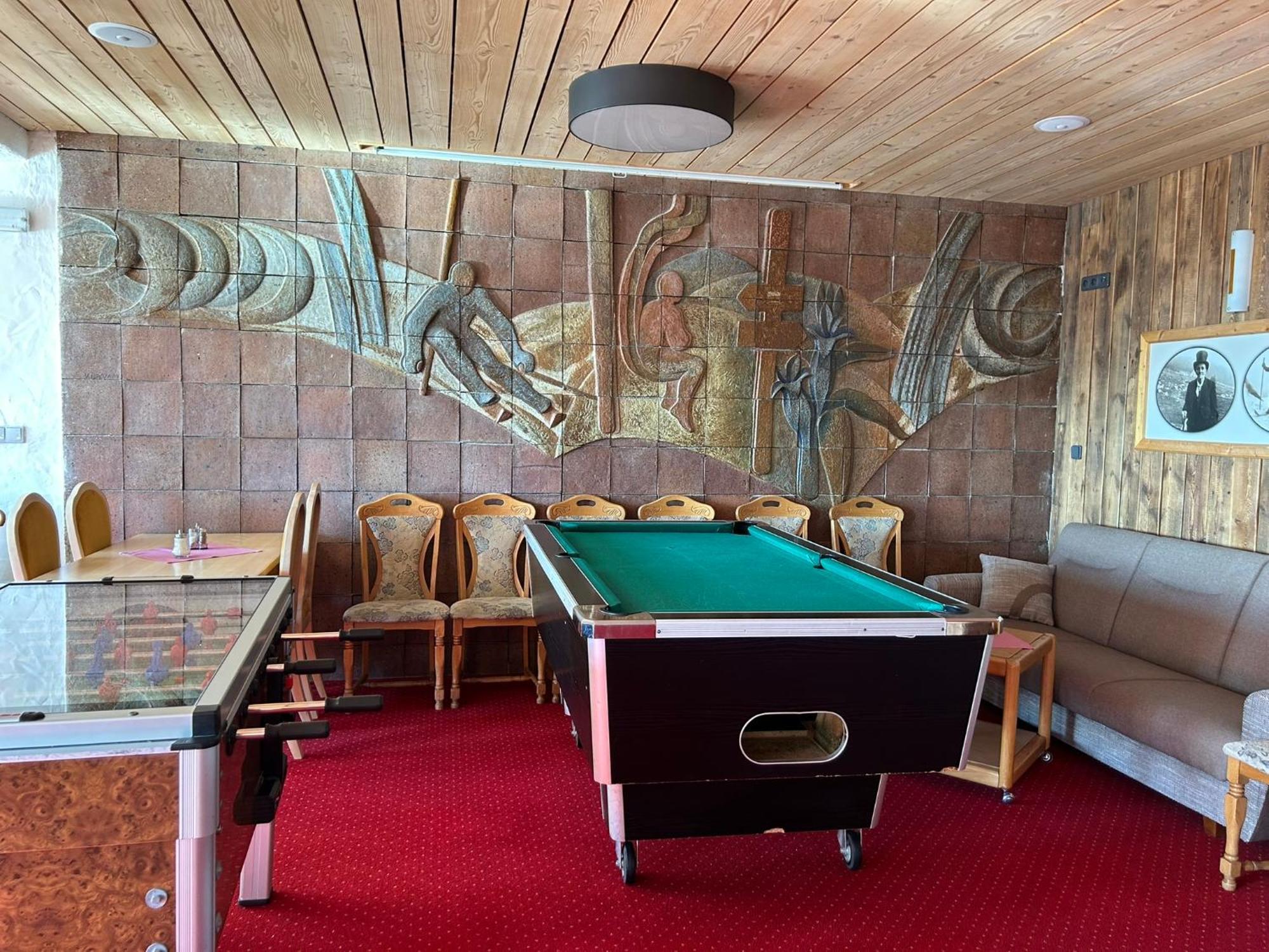 Erlebachova Bouda, Hotel - Resort Svaty Frantisek Špindlerŭv Mlýn Eksteriør bilde